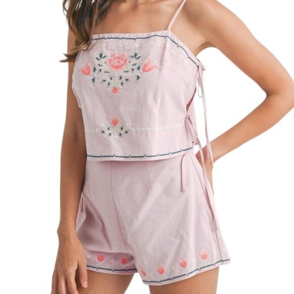 Pink Floral Embroidered Crop Top and Shorts Set Womens Spring Outfit Summer Set - Picture 3 of 6